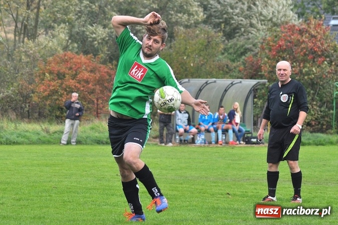 Zdjęcie w galerii na portalu naszraciborz.pl: LKS Adamowice wywiózł trzy punkty z Rudnika wiadomości z regionu