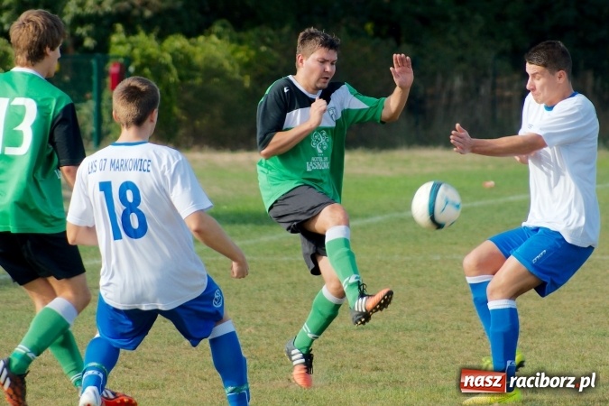 Zdjęcie w galerii na portalu naszraciborz.pl: Atomowy strzał Grzegorza Morica zapewnił Jankowicom komplet punktów wiadomości z regionu