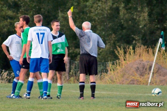 Zdjęcie w galerii na portalu naszraciborz.pl: Atomowy strzał Grzegorza Morica zapewnił Jankowicom komplet punktów wiadomości z regionu