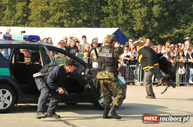 Zdjęcie w galerii na portalu naszraciborz.pl: Komunikat Straży Granicznej w Raciborzu wiadomości z regionu