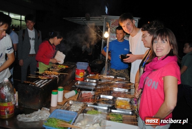 Zdjęcie w galerii na portalu naszraciborz.pl: Zesp&oacute;ł Raciborzanie w Chinach i Zjednoczonych Emiratach Arabskich wiadomości z regionu