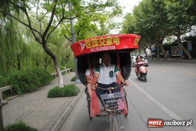 Zdjęcie w galerii na portalu naszraciborz.pl: Zesp&oacute;ł Raciborzanie w Chinach i Zjednoczonych Emiratach Arabskich wiadomości z regionu