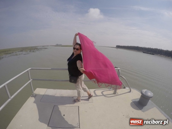 Zdjęcie w galerii na portalu naszraciborz.pl: Zesp&oacute;ł Raciborzanie w Chinach i Zjednoczonych Emiratach Arabskich wiadomości z regionu