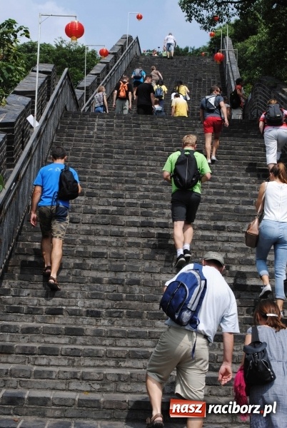 Zdjęcie w galerii na portalu naszraciborz.pl: Zesp&oacute;ł Raciborzanie w Chinach i Zjednoczonych Emiratach Arabskich wiadomości z regionu