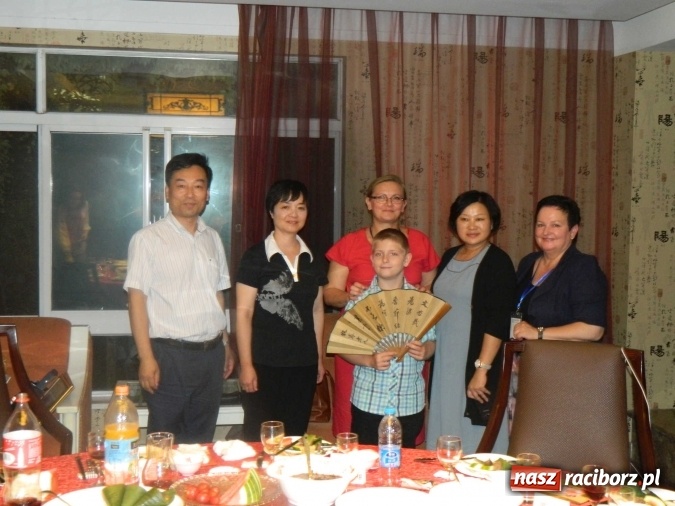 Zdjęcie w galerii na portalu naszraciborz.pl: Zesp&oacute;ł Raciborzanie w Chinach i Zjednoczonych Emiratach Arabskich wiadomości z regionu