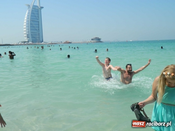 Zdjęcie w galerii na portalu naszraciborz.pl: Zesp&oacute;ł Raciborzanie w Chinach i Zjednoczonych Emiratach Arabskich wiadomości z regionu