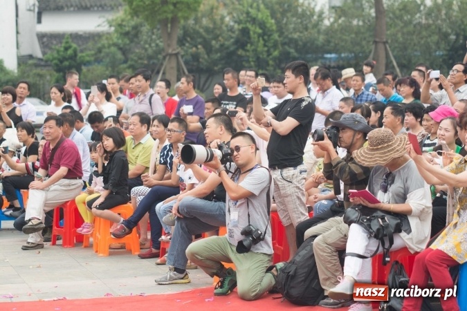 Zdjęcie w galerii na portalu naszraciborz.pl: Zesp&oacute;ł Raciborzanie w Chinach i Zjednoczonych Emiratach Arabskich wiadomości z regionu