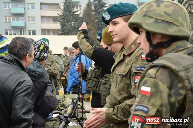 Zdjęcie w galerii na portalu naszraciborz.pl: Wyjdź z domu, zostań strzelcem - Jednostka Strzelecka 3054 zaprasza do wzięcia udziału w akcji! wiadomości z regionu