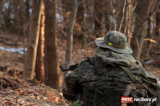 Zdjęcie w galerii na portalu naszraciborz.pl: Wyjdź z domu, zostań strzelcem - Jednostka Strzelecka 3054 zaprasza do wzięcia udziału w akcji! wiadomości z regionu