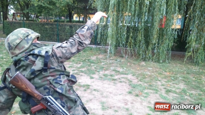 Zdjęcie w galerii na portalu naszraciborz.pl: Wyjdź z domu, zostań strzelcem - Jednostka Strzelecka 3054 zaprasza do wzięcia udziału w akcji! wiadomości z regionu