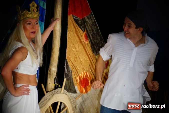 Zdjęcie w galerii na portalu naszraciborz.pl: Przygody Tomcia Paluszka bawiły dzieci w RCK  wiadomości z regionu