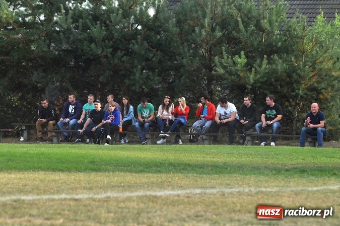 Zdjęcie w galerii na portalu naszraciborz.pl: Płomień Kobyla wciąż niepokonany wiadomości z regionu