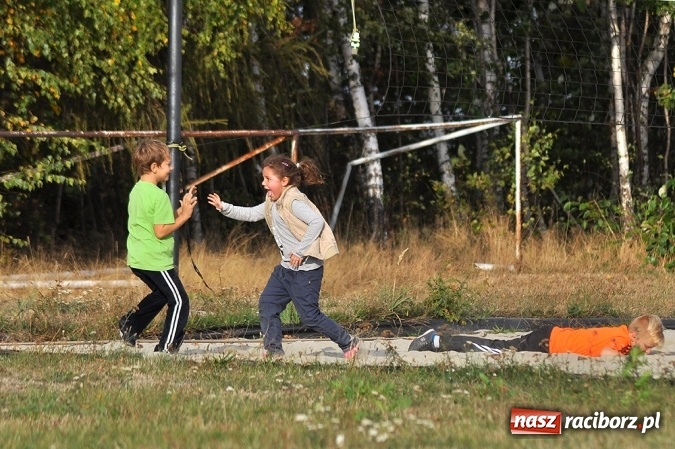 Zdjęcie w galerii na portalu naszraciborz.pl: Płomień Kobyla wciąż niepokonany wiadomości z regionu