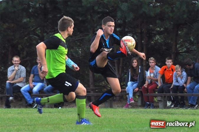Zdjęcie w galerii na portalu naszraciborz.pl: Płomień Kobyla wciąż niepokonany wiadomości z regionu