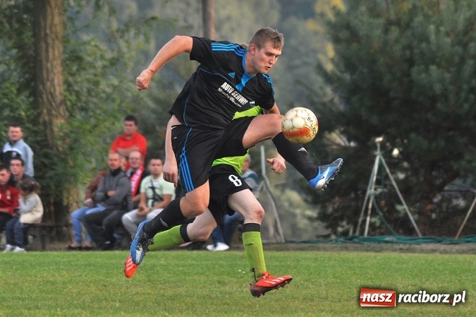 Zdjęcie w galerii na portalu naszraciborz.pl: Płomień Kobyla wciąż niepokonany wiadomości z regionu