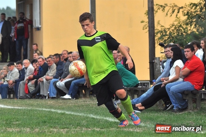 Zdjęcie w galerii na portalu naszraciborz.pl: Płomień Kobyla wciąż niepokonany wiadomości z regionu