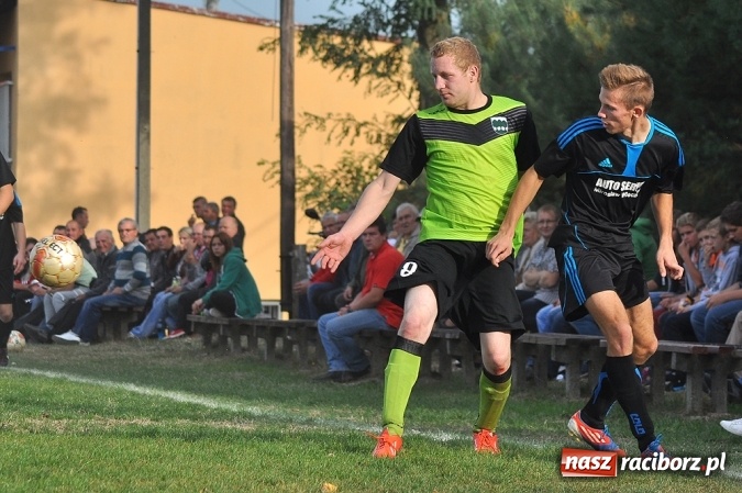 Zdjęcie w galerii na portalu naszraciborz.pl: Płomień Kobyla wciąż niepokonany wiadomości z regionu