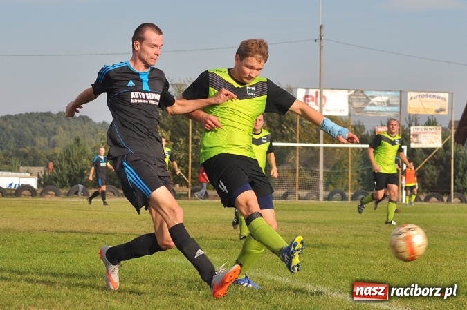 Zdjęcie w galerii na portalu naszraciborz.pl: Płomień Kobyla wciąż niepokonany wiadomości z regionu