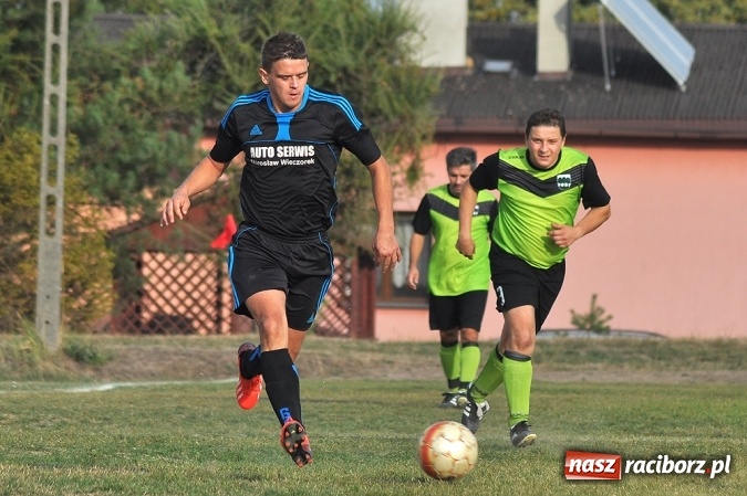 Zdjęcie w galerii na portalu naszraciborz.pl: Płomień Kobyla wciąż niepokonany wiadomości z regionu