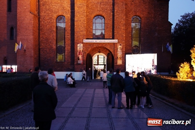 Zdjęcie w galerii na portalu naszraciborz.pl: Radio Maryja i TV Trwam na żywo z Raciborza wiadomości z regionu