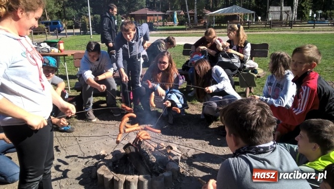 Zdjęcie w galerii na portalu naszraciborz.pl: Uczniowie Gimnazjum nr 5 integrowali się grając w paintball  wiadomości z regionu