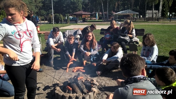 Zdjęcie w galerii na portalu naszraciborz.pl: Uczniowie Gimnazjum nr 5 integrowali się grając w paintball  wiadomości z regionu