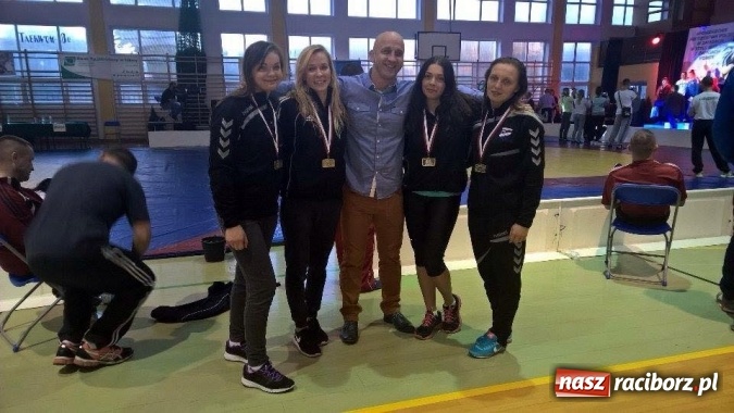 Zdjęcie w galerii na portalu naszraciborz.pl: Młodzieżowcy Dębu w ścisłej czołówce krajowej  wiadomości z regionu