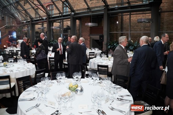 Zdjęcie w galerii na portalu naszraciborz.pl: SGL Carbon Polska S.A. świętował 120-lecie zakładu w Raciborzu - dawnego ZEW-u a wcześniej Siemens-Plania Werke wiadomości z regionu