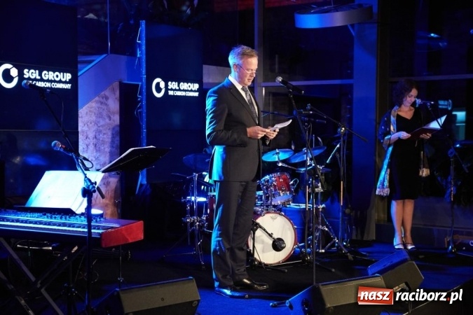 Zdjęcie w galerii na portalu naszraciborz.pl: SGL Carbon Polska S.A. świętował 120-lecie zakładu w Raciborzu - dawnego ZEW-u a wcześniej Siemens-Plania Werke wiadomości z regionu