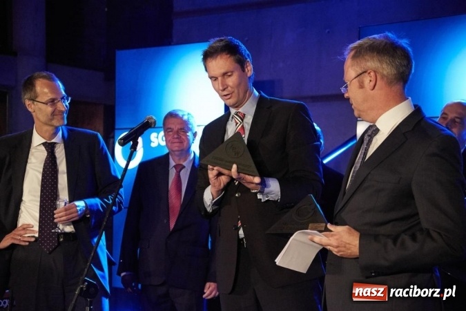 Zdjęcie w galerii na portalu naszraciborz.pl: SGL Carbon Polska S.A. świętował 120-lecie zakładu w Raciborzu - dawnego ZEW-u a wcześniej Siemens-Plania Werke wiadomości z regionu