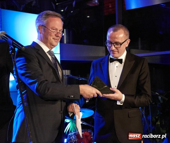 Zdjęcie w galerii na portalu naszraciborz.pl: SGL Carbon Polska S.A. świętował 120-lecie zakładu w Raciborzu - dawnego ZEW-u a wcześniej Siemens-Plania Werke wiadomości z regionu