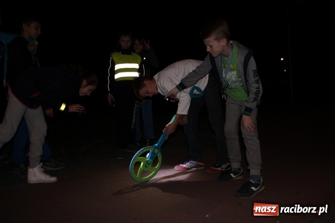 Zdjęcie w galerii na portalu naszraciborz.pl: Nocne marki? Tak, to my! Nocny maraton w Szkole Podstawowej nr 2 wiadomości z regionu