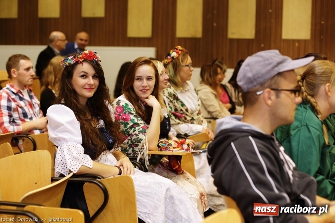 Zdjęcie w galerii na portalu naszraciborz.pl: I piknik studencki raciborskiej PWSZ wiadomości z regionu