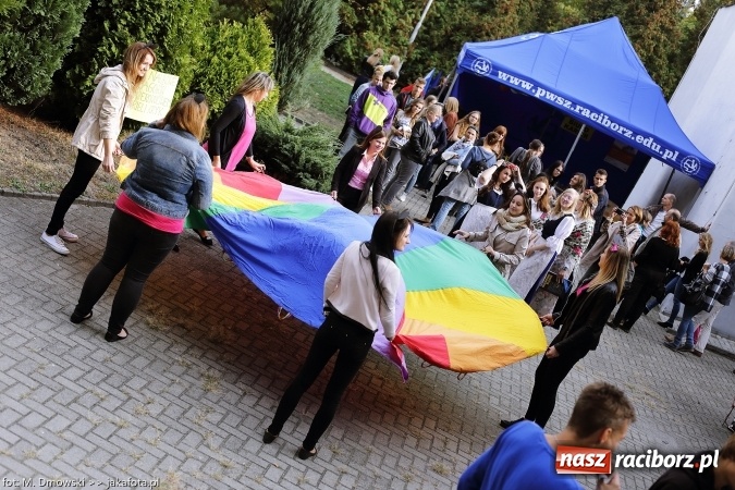 Zdjęcie w galerii na portalu naszraciborz.pl: I piknik studencki raciborskiej PWSZ wiadomości z regionu