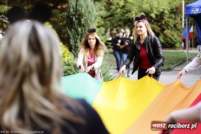 Zdjęcie w galerii na portalu naszraciborz.pl: I piknik studencki raciborskiej PWSZ wiadomości z regionu