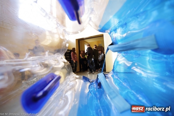 Zdjęcie w galerii na portalu naszraciborz.pl: I piknik studencki raciborskiej PWSZ wiadomości z regionu