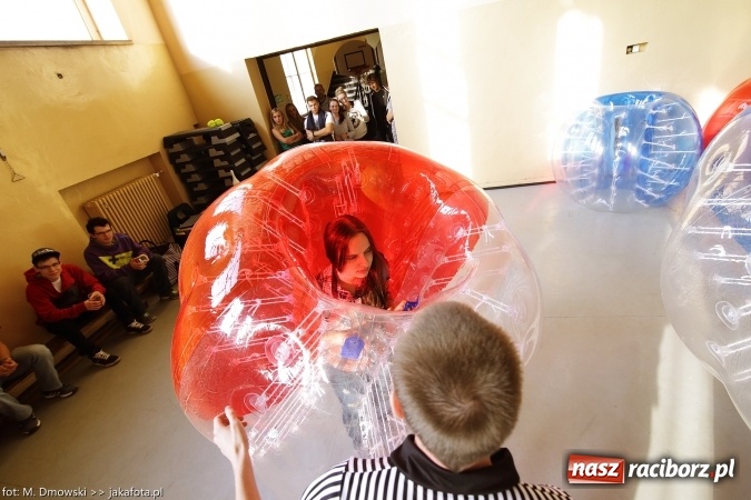 Zdjęcie w galerii na portalu naszraciborz.pl: I piknik studencki raciborskiej PWSZ wiadomości z regionu