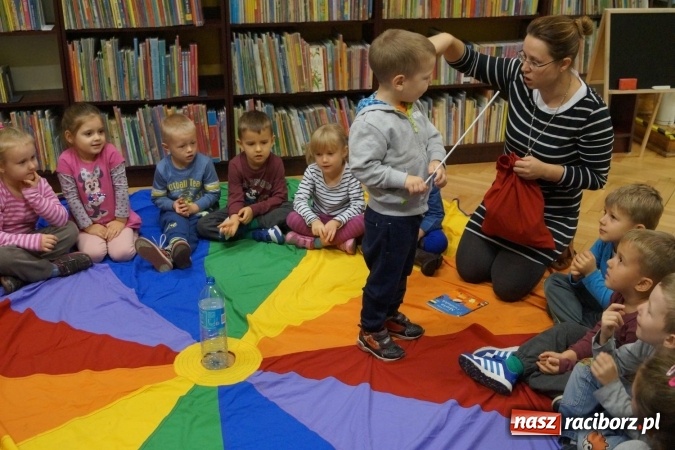 Zdjęcie w galerii na portalu naszraciborz.pl: W bibliotece w Nędzy nie musi być cicho!   wiadomości z regionu