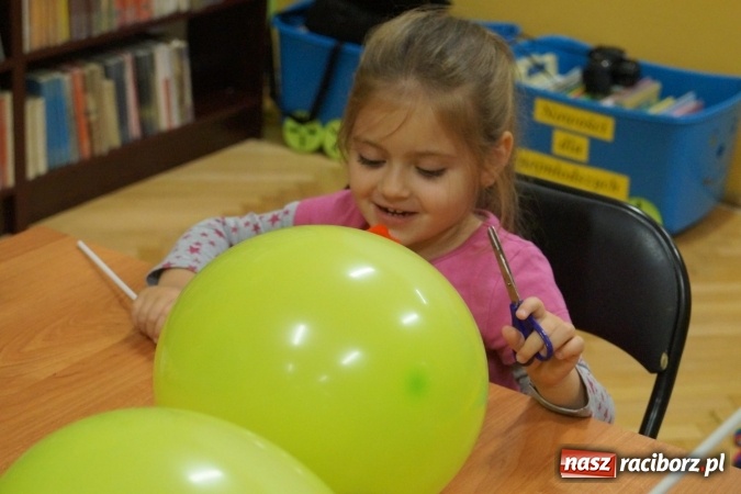 Zdjęcie w galerii na portalu naszraciborz.pl: W bibliotece w Nędzy nie musi być cicho!   wiadomości z regionu