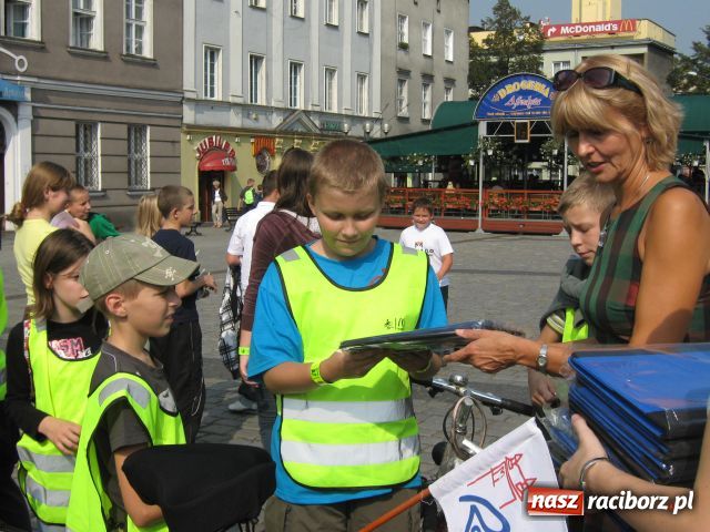 Zdjęcie w galerii na portalu naszraciborz.pl: Dzisiaj samochodom mówimy NIE! wiadomości z regionu