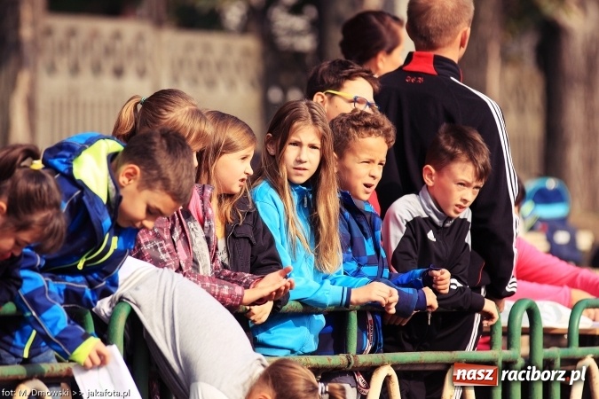Zdjęcie w galerii na portalu naszraciborz.pl: Sport szkolny. Lekkoatletyczna Olimpiada na stadionie PWSZ wiadomości z regionu