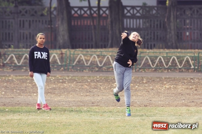 Zdjęcie w galerii na portalu naszraciborz.pl: Sport szkolny. Lekkoatletyczna Olimpiada na stadionie PWSZ wiadomości z regionu
