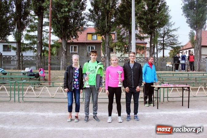 Zdjęcie w galerii na portalu naszraciborz.pl: Sport szkolny. Lekkoatletyczna Olimpiada na stadionie PWSZ wiadomości z regionu