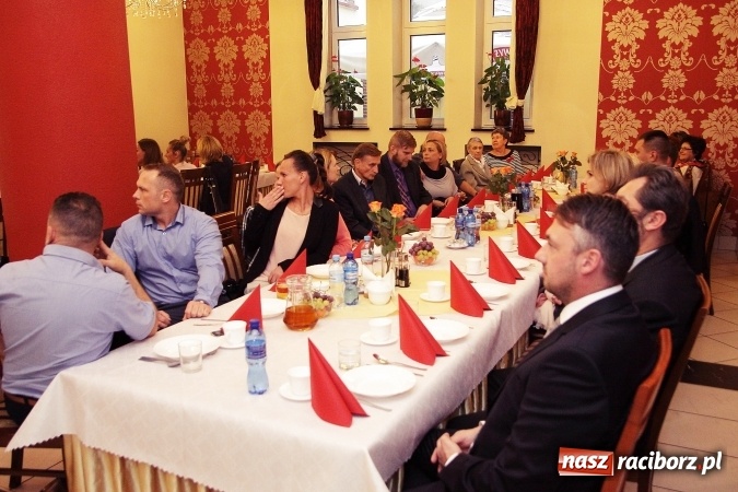 Zdjęcie w galerii na portalu naszraciborz.pl: Nauczycielska Solidarność na spotkaniu w Raciborskiej wiadomości z regionu