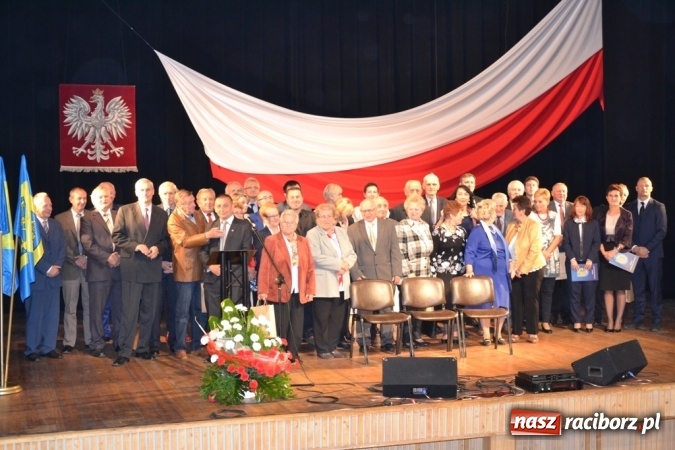 Zdjęcie w galerii na portalu naszraciborz.pl: Ćwierćwiecze kuźniańskiej samorządności wiadomości z regionu
