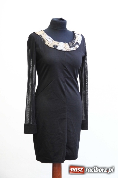 Zdjęcie w galerii na portalu naszraciborz.pl: ROBAN - najlepsze kreacje na półmetek i studniówkę a do tego biżuteria. Zobacz galerię wiadomości z regionu