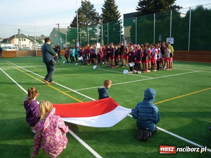 Zdjęcie w galerii na portalu naszraciborz.pl: Uczniowie tworkowskiej szkoły na Międzynarodowej Olimpiadzie Sportowej w Czechach  wiadomości z regionu