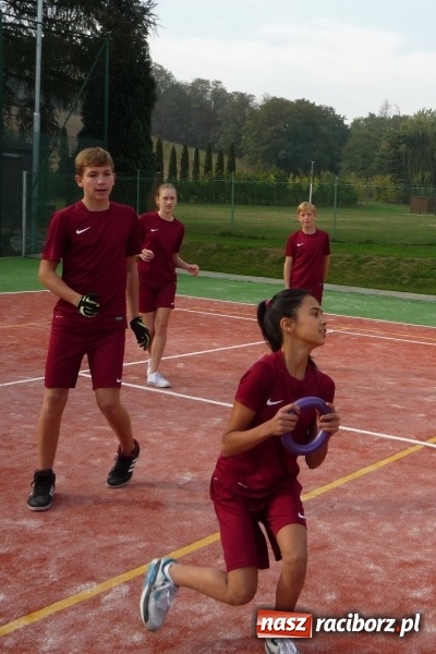 Zdjęcie w galerii na portalu naszraciborz.pl: Uczniowie tworkowskiej szkoły na Międzynarodowej Olimpiadzie Sportowej w Czechach  wiadomości z regionu