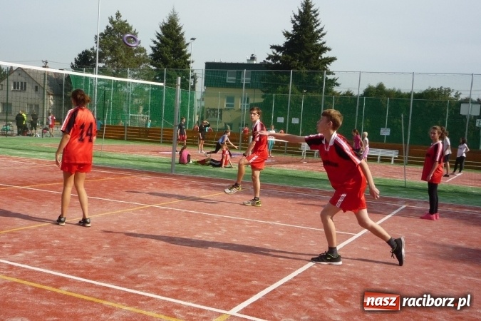 Zdjęcie w galerii na portalu naszraciborz.pl: Uczniowie tworkowskiej szkoły na Międzynarodowej Olimpiadzie Sportowej w Czechach  wiadomości z regionu