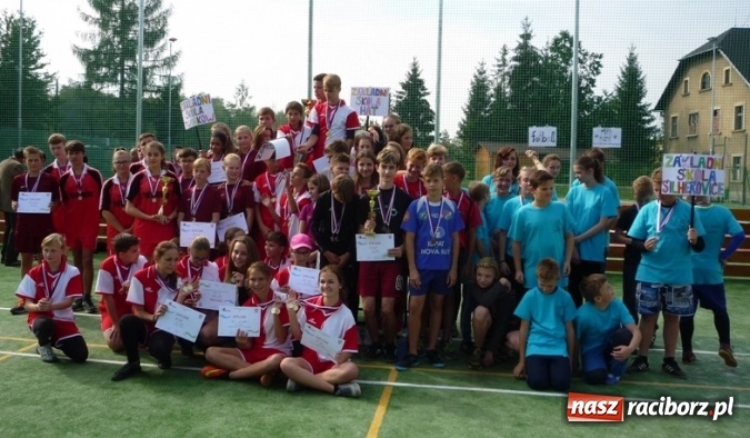 Zdjęcie w galerii na portalu naszraciborz.pl: Uczniowie tworkowskiej szkoły na Międzynarodowej Olimpiadzie Sportowej w Czechach  wiadomości z regionu